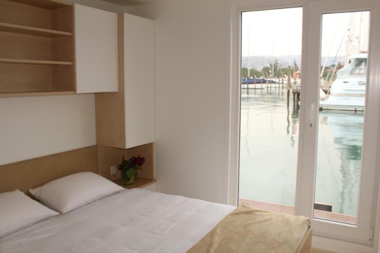Hotel Stella Blue Floating House Portorose Esterno foto